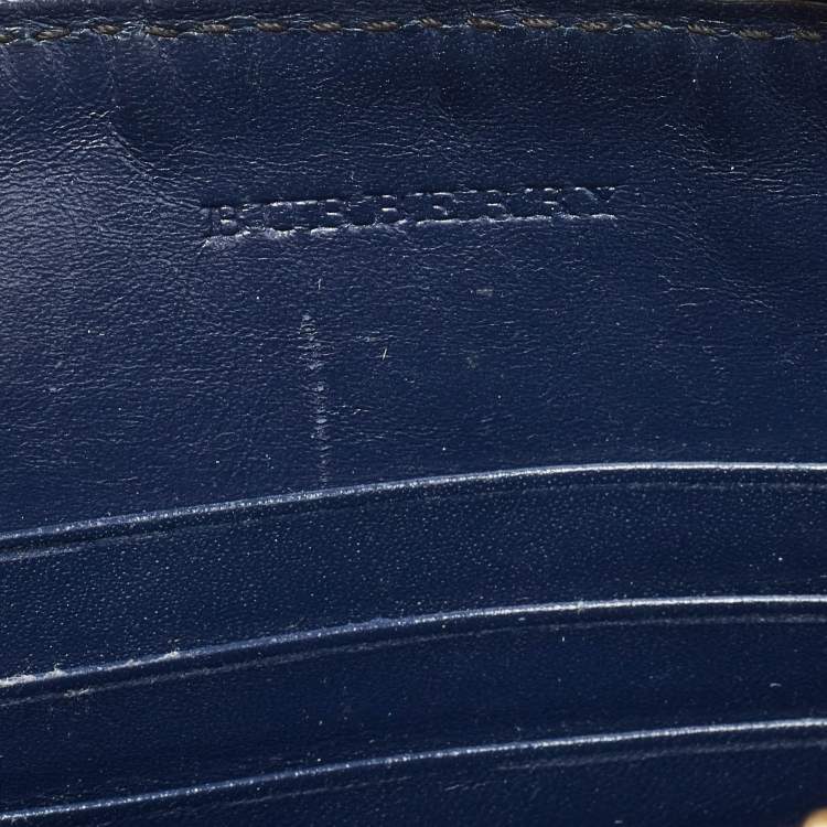 Pre Owned Burberry Navy Blue Grain Check Embossed Leather Peyton Crossbody Bag