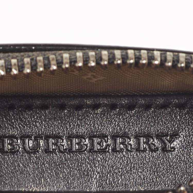 Pre Owned Burberry Beige/Black Nova Check PVC and Patent Leather Zip Coin Purse