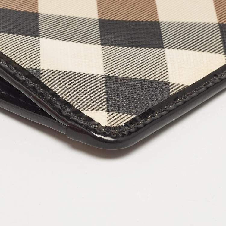 Pre Owned Burberry Beige/Black Nova Check PVC and Patent Leather Zip Coin Purse