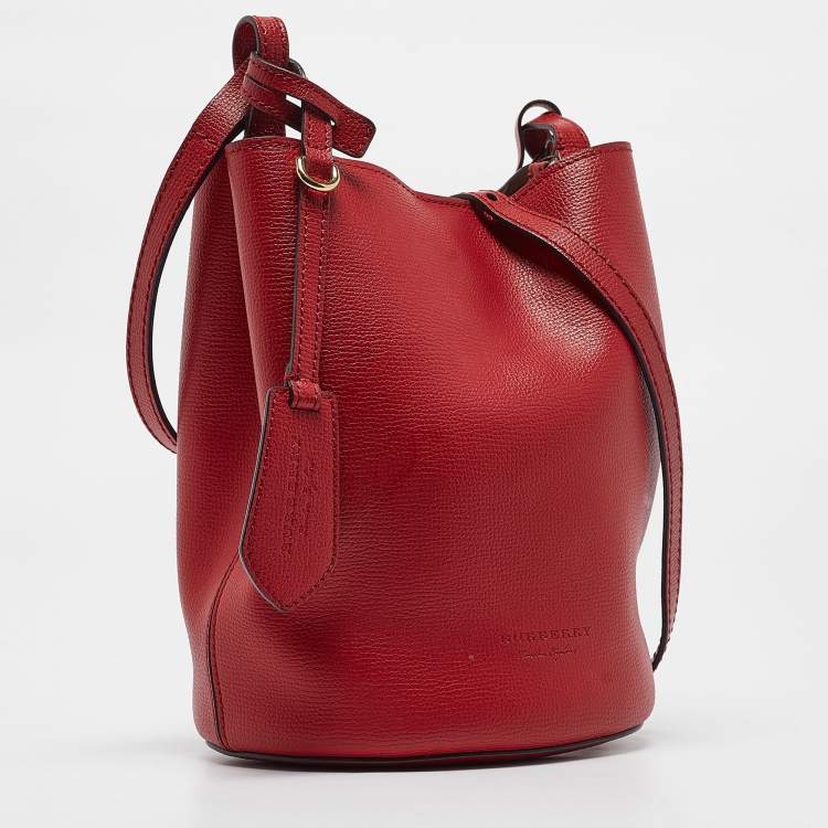Pre Owned Burberry Red Leather Small Lorne Bucket Bag