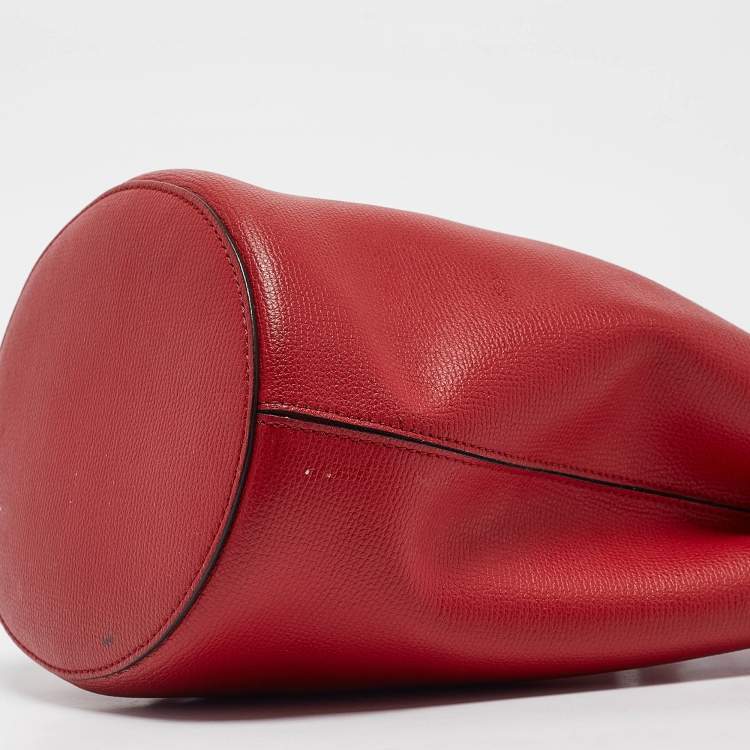 Pre Owned Burberry Red Leather Small Lorne Bucket Bag