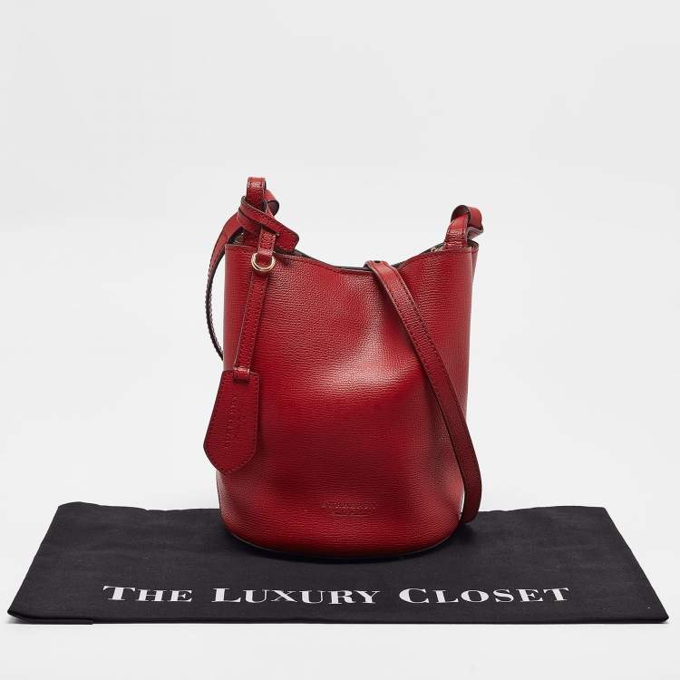 Pre Owned Burberry Red Leather Small Lorne Bucket Bag