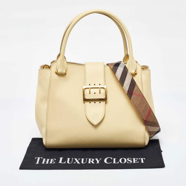 Pre Owned Burberry Yellow Leather Medium Buckle Tote