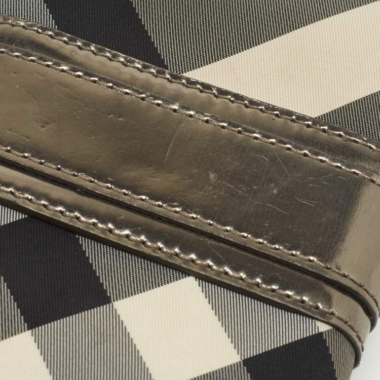 Pre Owned Burberry Metallic Nova check Nylon and Leather Penrose Continental Wallet