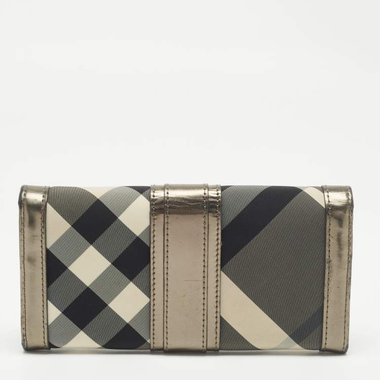 Pre Owned Burberry Metallic Nova check Nylon and Leather Penrose Continental Wallet