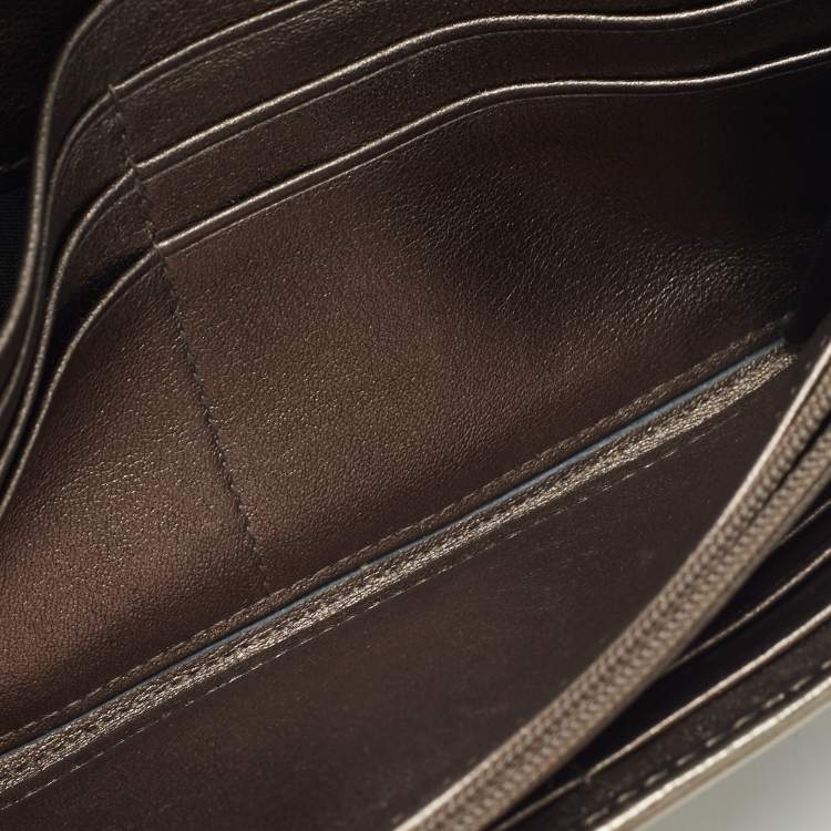 Pre Owned Burberry Metallic Nova check Nylon and Leather Penrose Continental Wallet