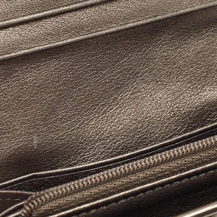 Pre Owned Burberry Metallic Nova check Nylon and Leather Penrose Continental Wallet