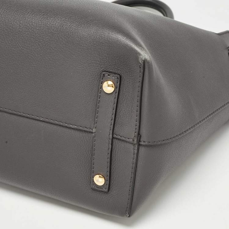 Pre Owned Burberry Dark Grey Leather Medium Belt Tote