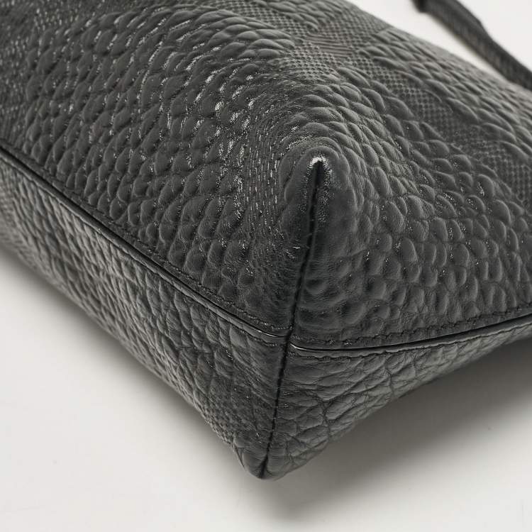 Pre Owned Burberry Black Embossed Check Leather Chichester Crossbody Bag