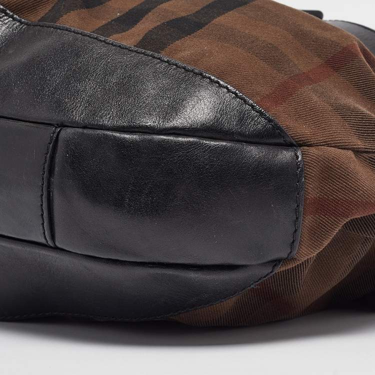 Pre Owned Burberry Black/Brown Housecheck Canvas and Leather Buckle Hobo