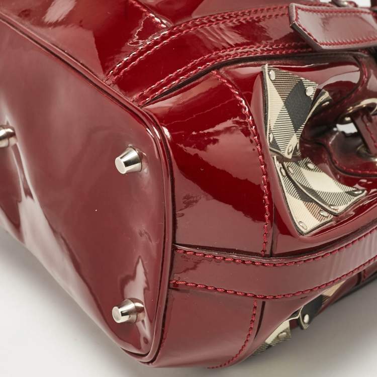 Pre Owned Burberry Red Nova Check Patent Leather Warrior Drawstring Tote