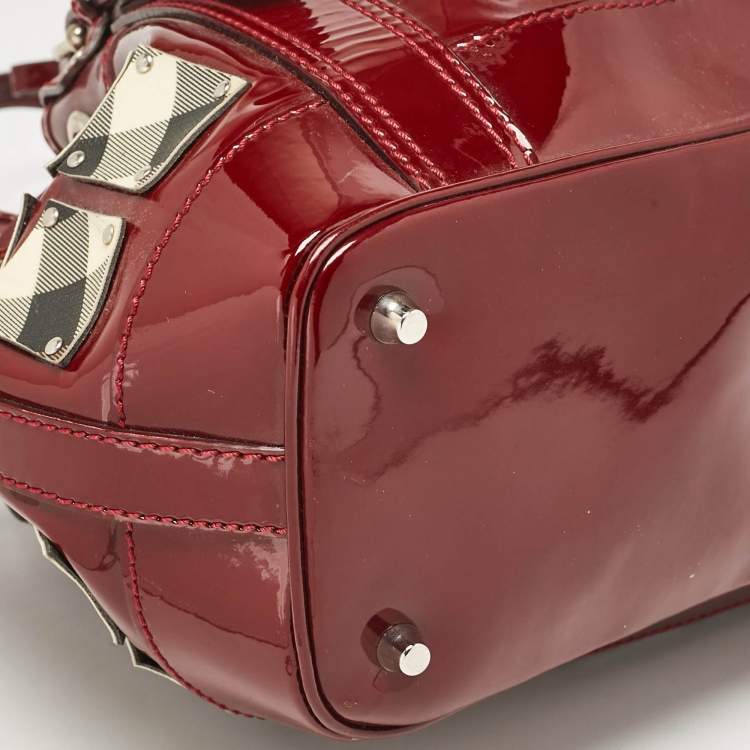 Pre Owned Burberry Red Nova Check Patent Leather Warrior Drawstring Tote