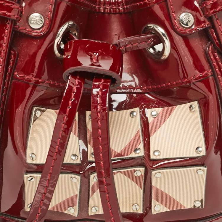 Pre Owned Burberry Red Nova Check Patent Leather Warrior Drawstring Tote