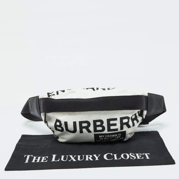 Pre Owned Burberry White Fabric Sonny Medium Logo Belt Bag