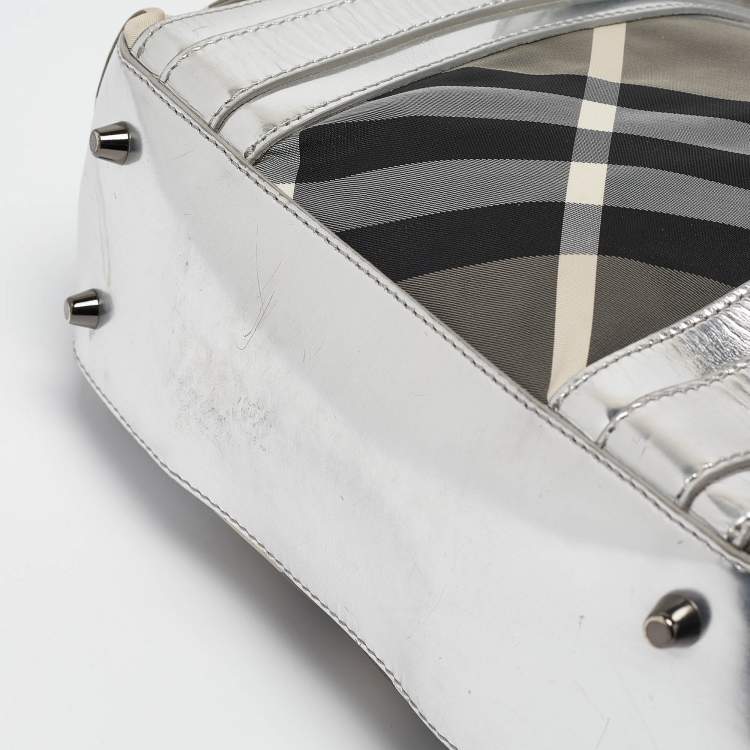 Pre Owned Burberry Silver Beat Check Nylon Victoria Tote