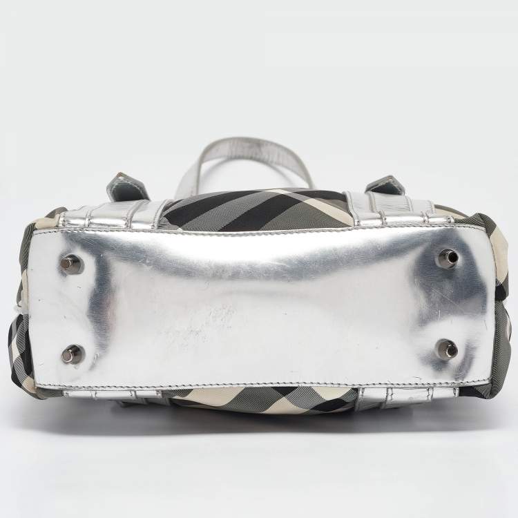 Pre Owned Burberry Silver Beat Check Nylon Victoria Tote