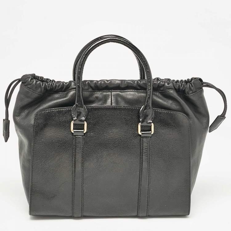 Pre Owned Burberry Black Patent and Leather Dinton Tote