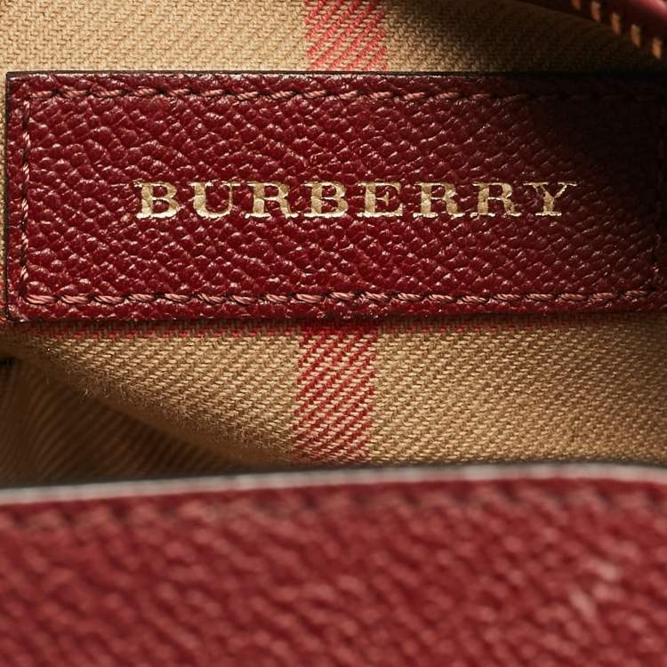 Pre Owned Burberry Burgundy Leather  Small Medley Buckle Crossbody Bag