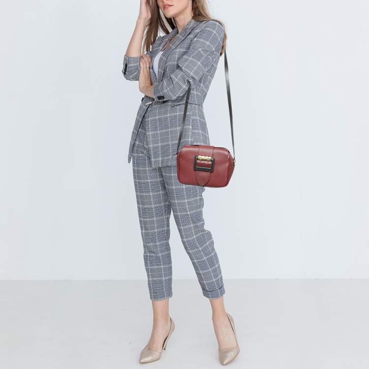 Pre Owned Burberry Burgundy Leather  Small Medley Buckle Crossbody Bag