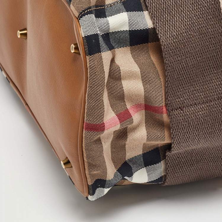 Pre Owned Burberry Beige/Brown House Check Canvas and Leather Aurelia Tote