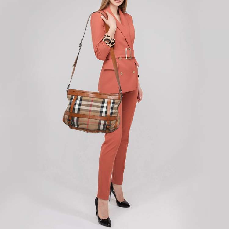 Pre Owned Burberry Beige/Brown House Check Canvas and Leather Pasmore Shoulder Bag