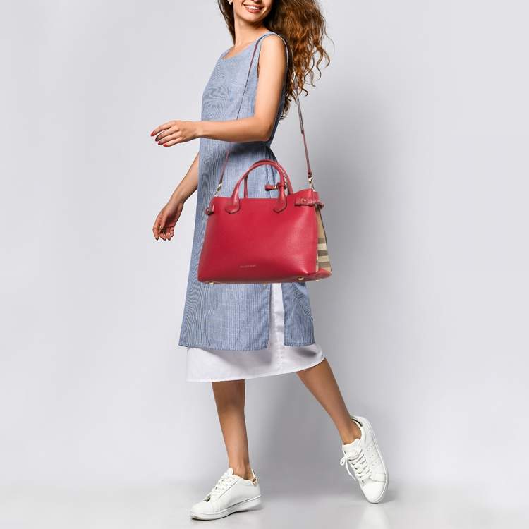 Pre Owned Burberry Red/Beige Leather and House Check Fabric Medium Banner Tote