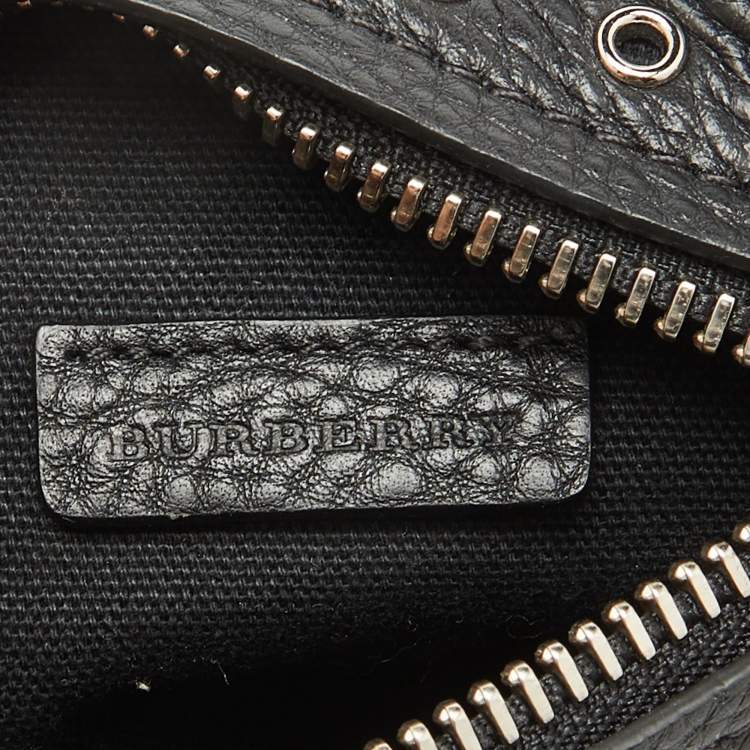 Pre Owned Burberry Black Leather Eyelet Crossbody Bag