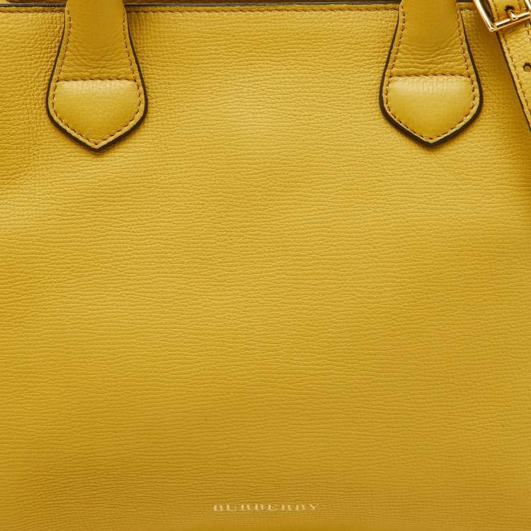 Pre Owned Burberry Yellow Leather and House Check Canvas Medium Banner Tote