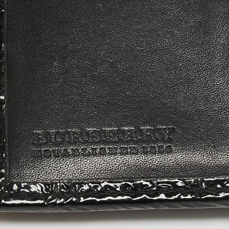 Pre Owned Burberry Smoke Beat Check Nylon and Patent Leather French Wallet