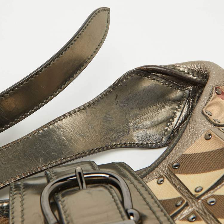 Pre Owned Burberry Metallic/Beige Nova Check PVC and Leather Studded Brooke Warrior Hobo