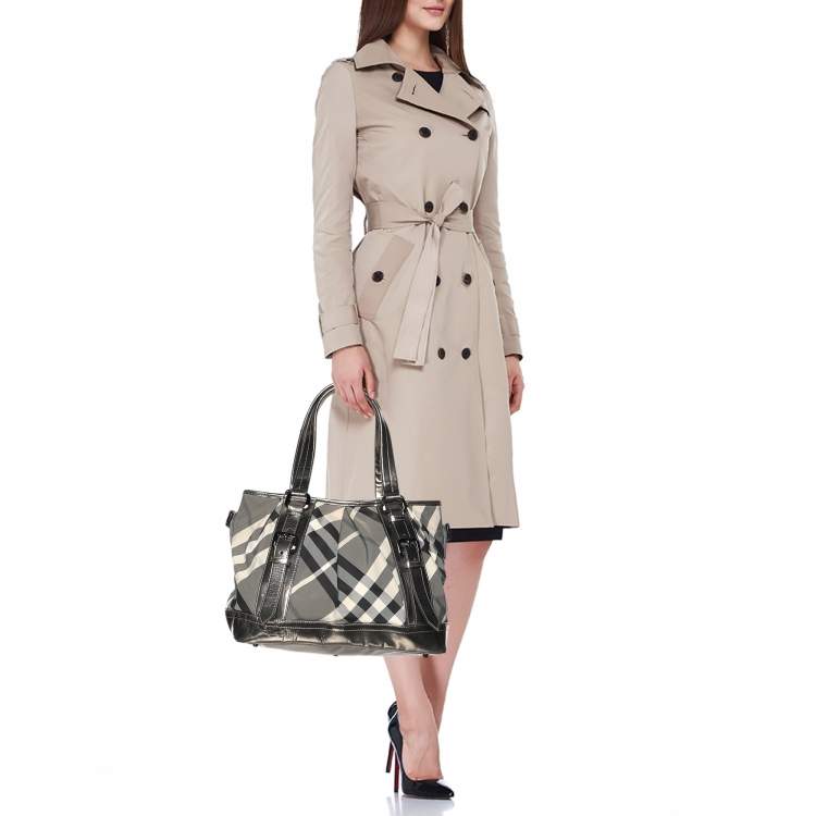 Pre Owned Burberry Grey/Black Beat Check Nylon and Patent Leather Lowry Tote