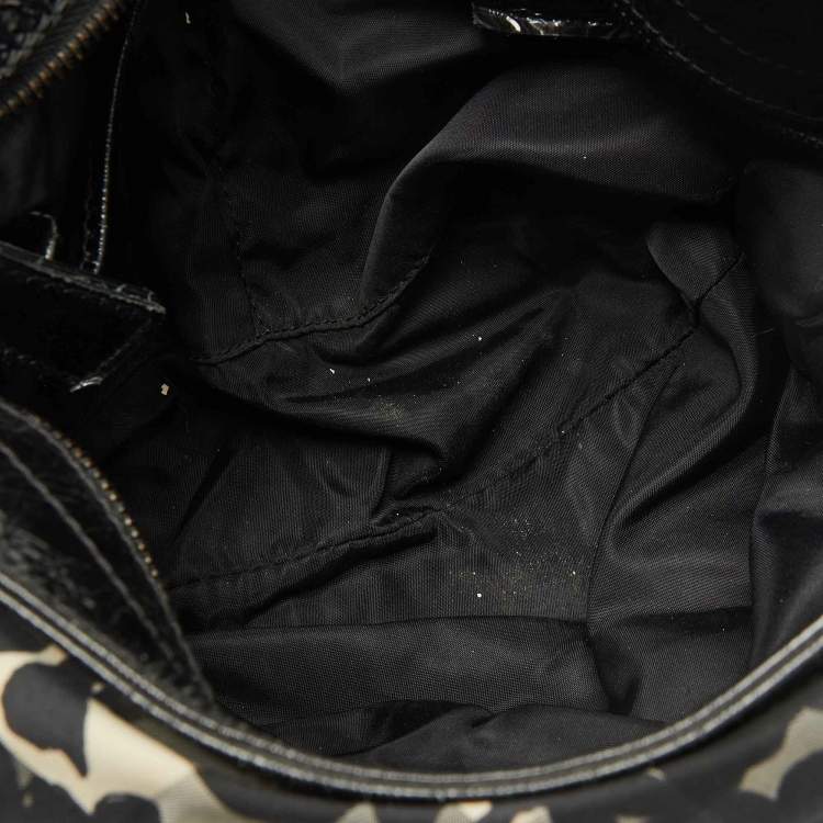 Pre Owned Burberry Black Patent Leather and Floral Beat Check Nylon Foley Hobo