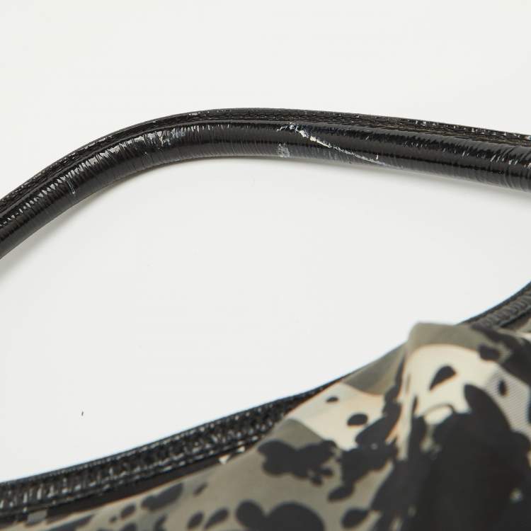 Pre Owned Burberry Black Patent Leather and Floral Beat Check Nylon Foley Hobo