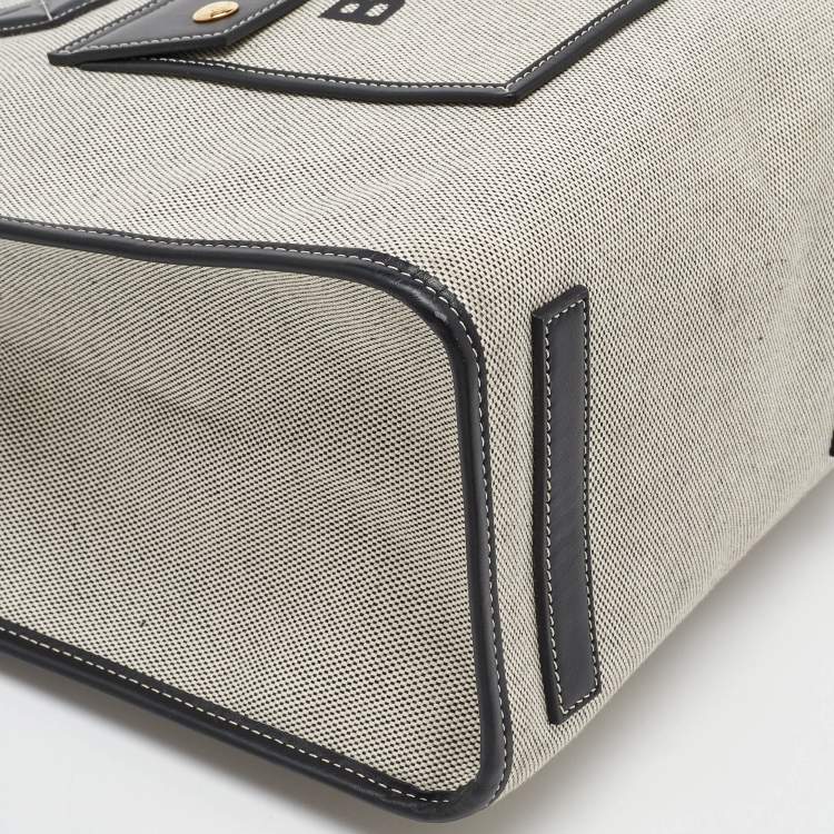 Pre Owned Burberry Black/Grey Canvas and Leather Medium Freya Tote