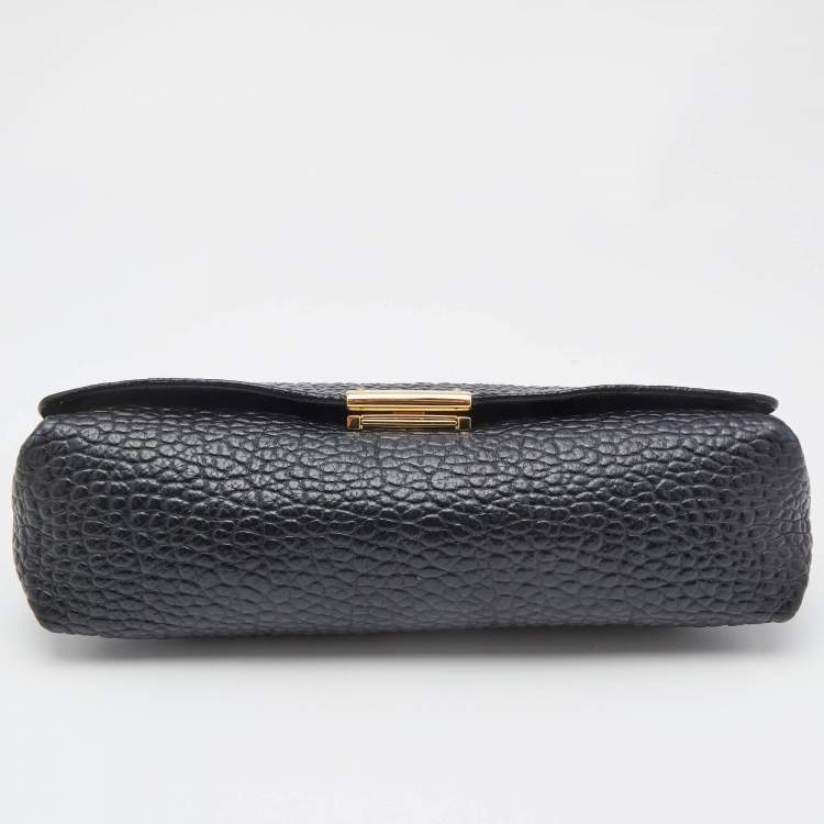 Pre Owned Burberry Black Pebbled Leather Mildenhall Shoulder Bag