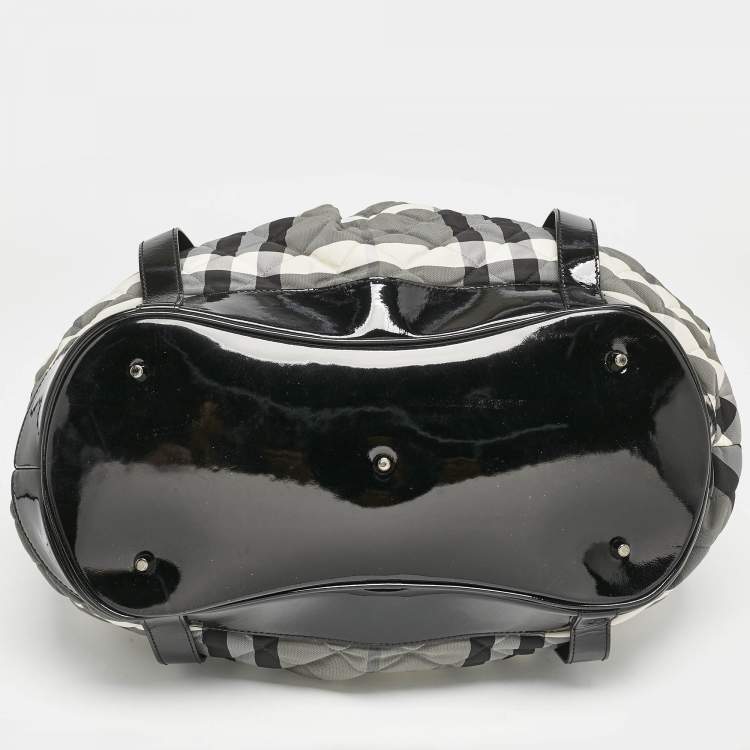 Pre Owned Burberry Black/Grey Check Quilted Nylon and Patent Leather Healy Tote