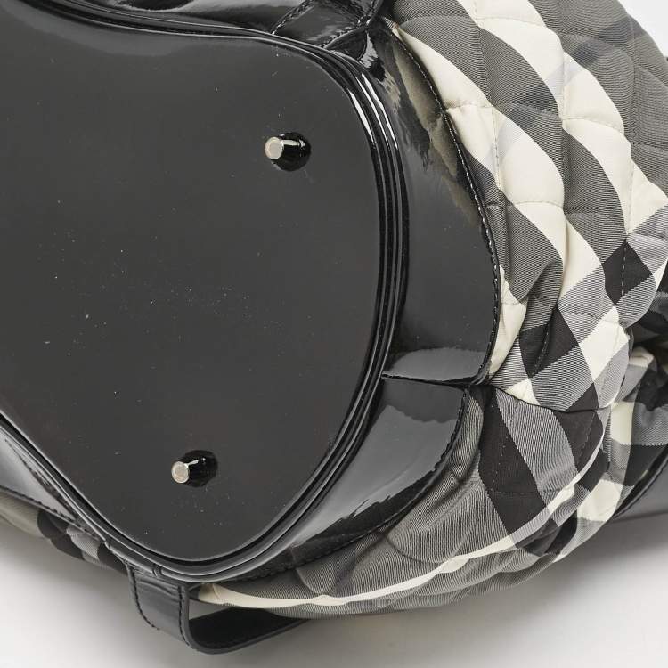 Pre Owned Burberry Black/Grey Check Quilted Nylon and Patent Leather Healy Tote