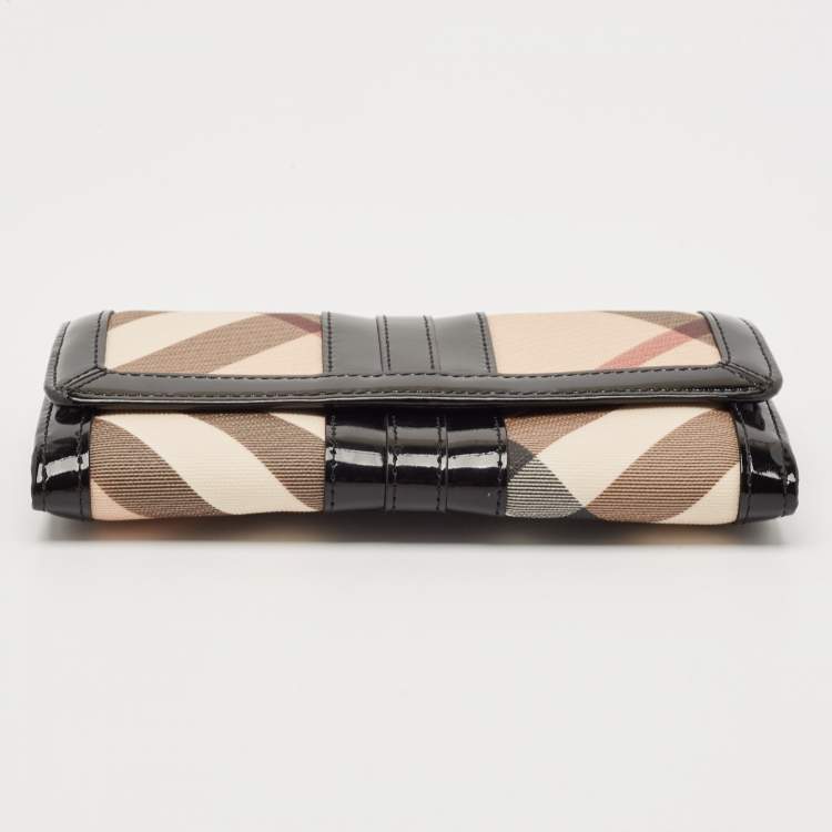 Pre Owned Burberry Black Novacheck Coated Canvas and Patent Leather Penrose Continental Wallet 