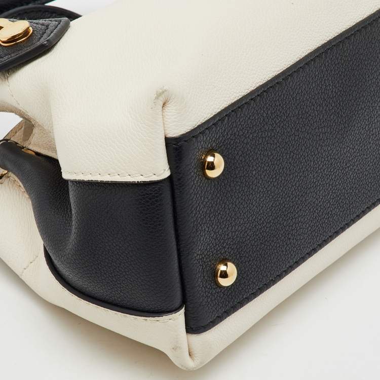 Pre Owned Burberry OffWhite/Black Leather Milton Satchel