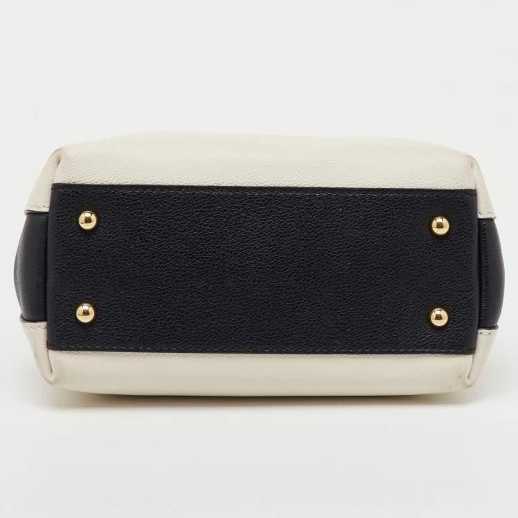 Pre Owned Burberry OffWhite/Black Leather Milton Satchel