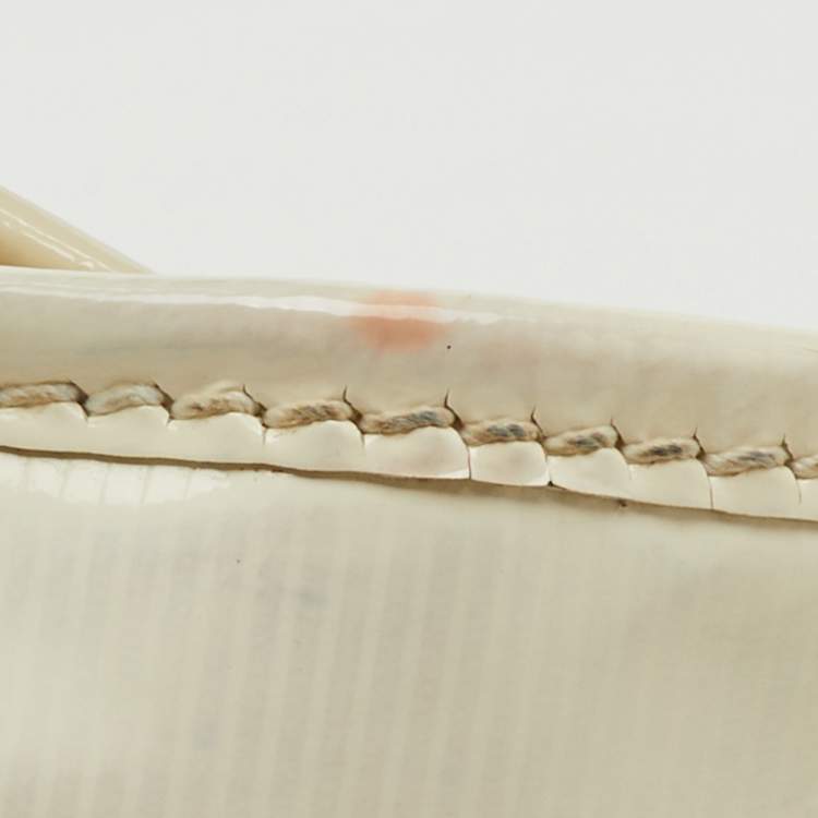 Pre Owned Burberry White/Beige Check Patent Leather Bilmore Tote