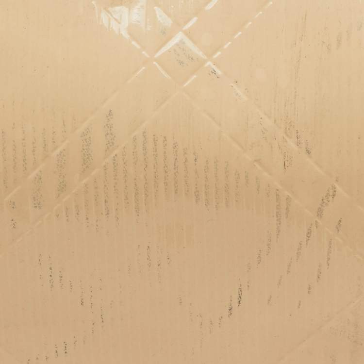 Pre Owned Burberry White/Beige Check Patent Leather Bilmore Tote