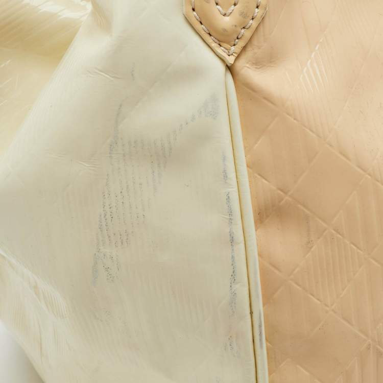 Pre Owned Burberry White/Beige Check Patent Leather Bilmore Tote