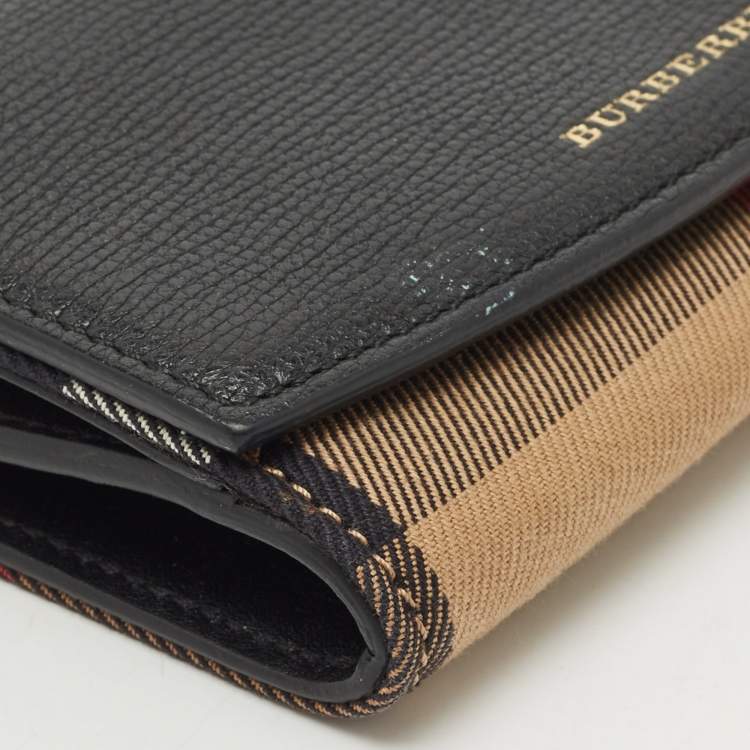 Pre Owned Burberry Black/Beige House Check Canvas and Leather Wellington Compact Wallet