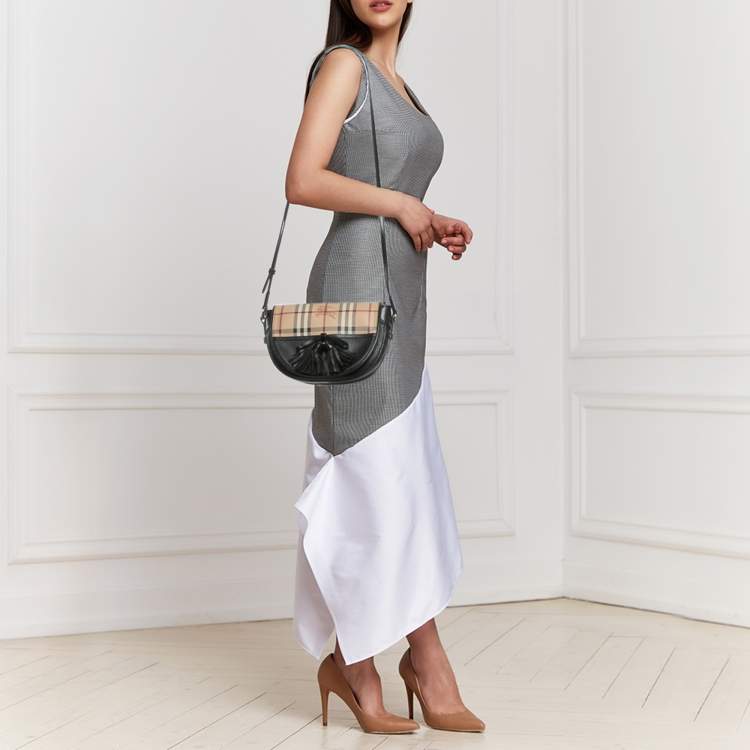 Pre Owned Burberry Black/Beige Haymarket Check PVC and Leather Maydown Crossbody Bag