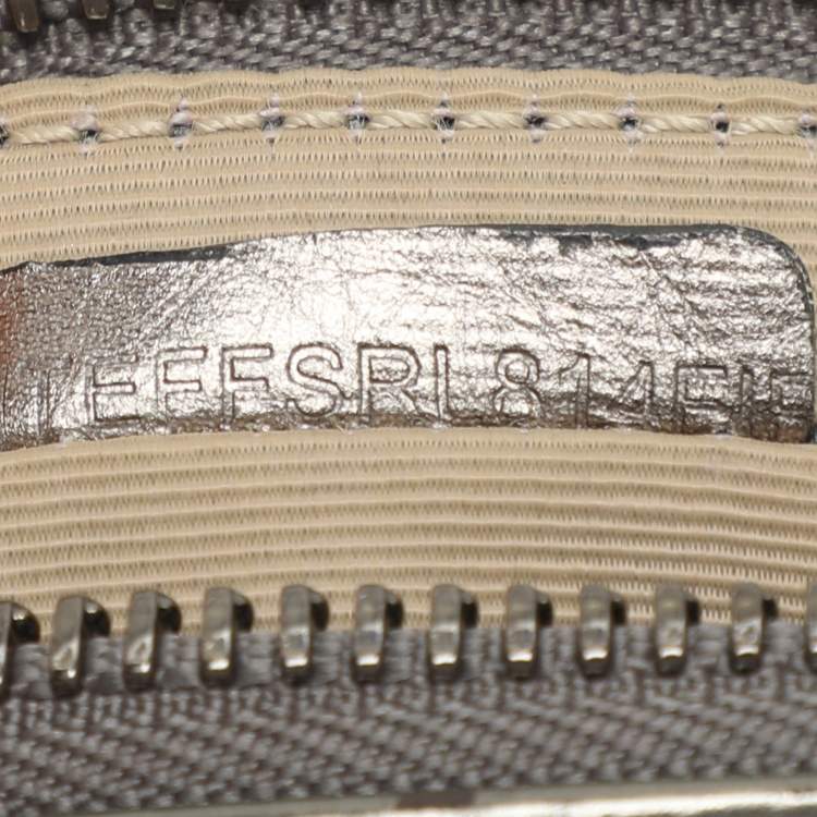 Pre Owned Burberry Metallic/Beige Nova Check PVC and Leather Zip Wristlet Clutch