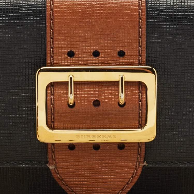 مملوكة مسبقًا Burberry Black/Brown Leather Madison Buckle Flap Crossbody Bag