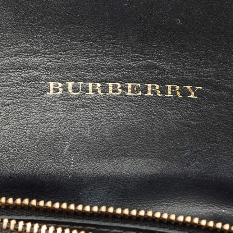 مملوكة مسبقًا Burberry Black/Brown Leather Madison Buckle Flap Crossbody Bag