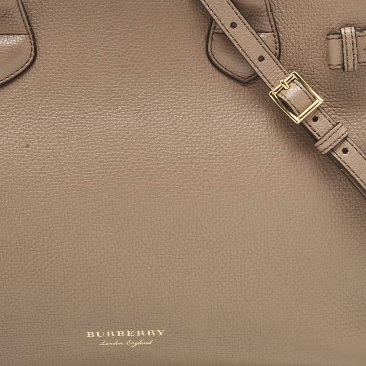 Pre Owned Burberry Brown Leather and House Check Fabric Medium Banner Tote