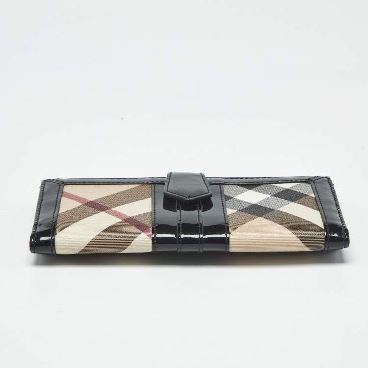 Pre Owned Burberry Black/Beige Nova Coated Canvas and Patent Leather Flap Continental Wallet